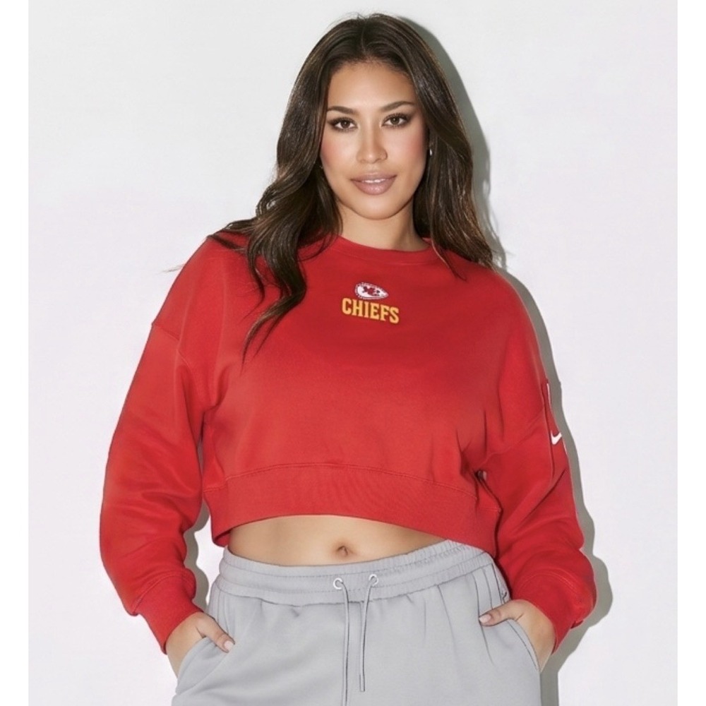 Kansas City Chiefs Nike Women's 2XL Oversized Cropped Sweatshirt Red